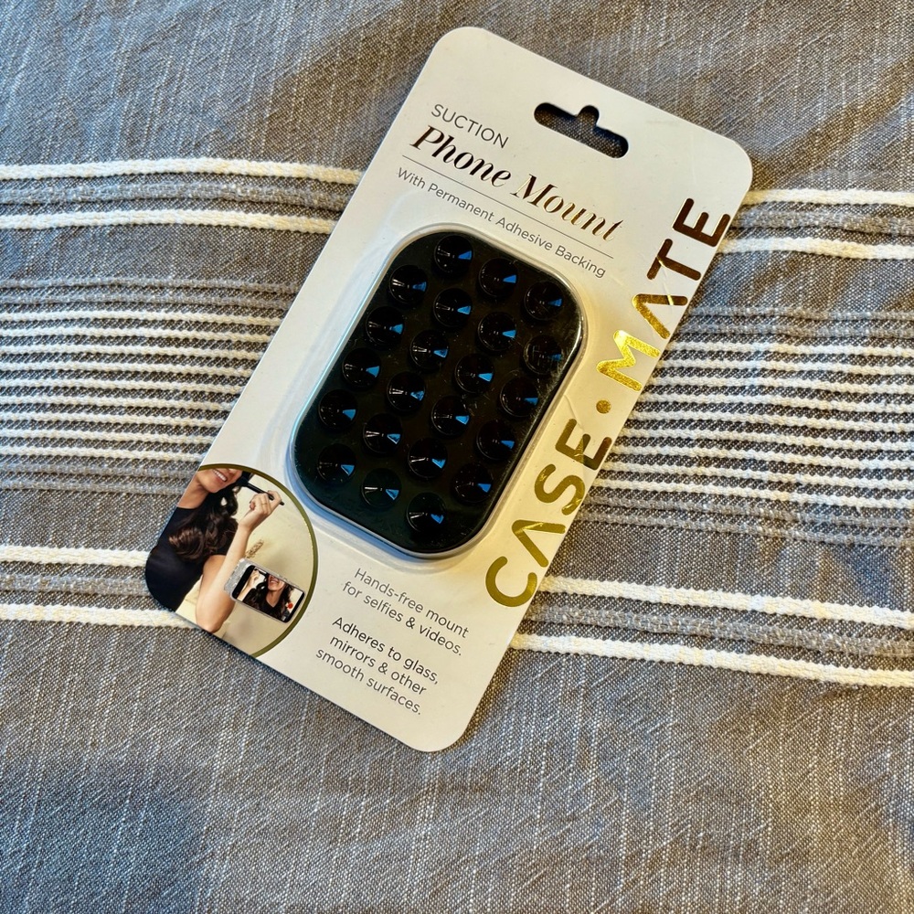 NWT Case-Mate Black Suction Phone Mount
